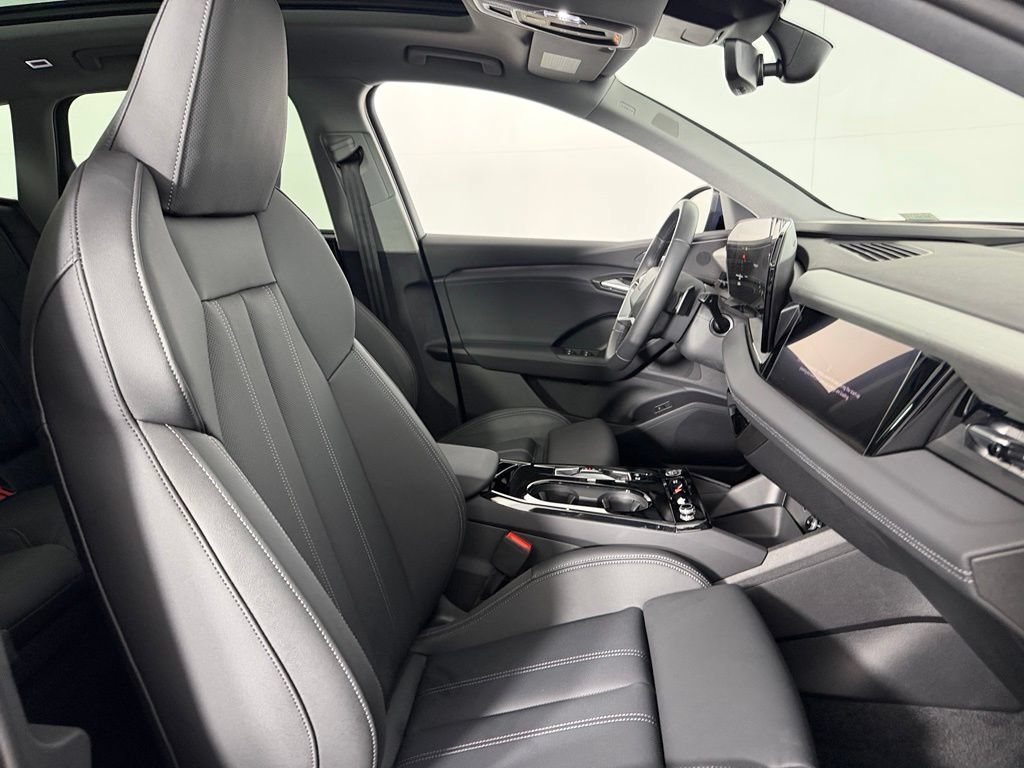 Used 2025 Audi Q6 e-tron Prestige w/ Black Warm Weather Package AWD/4WD image 35