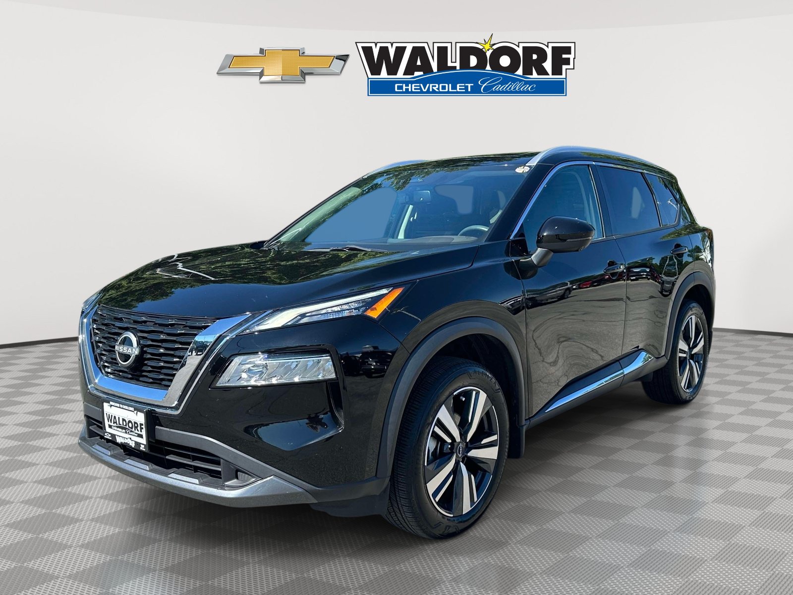 Used 2023 Nissan Rogue SL FWD image 3