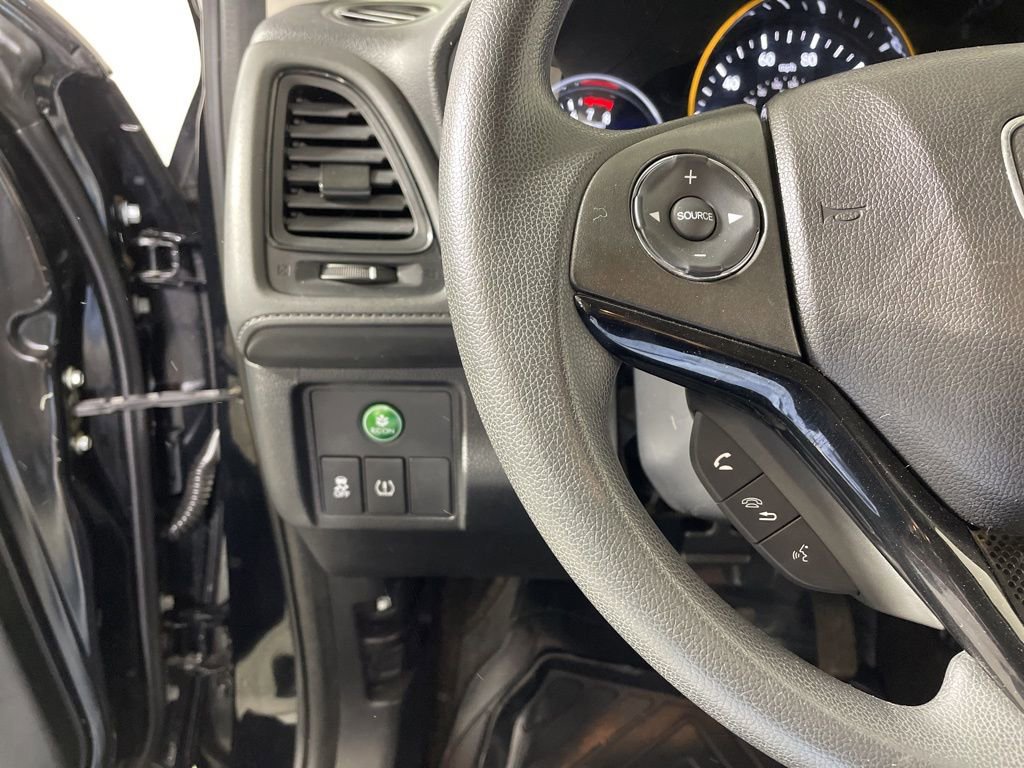 Used 2019 Honda HR-V LX image 13