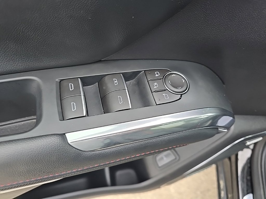 Used 2026 Chevrolet Traverse RS AWD/4WD image 7