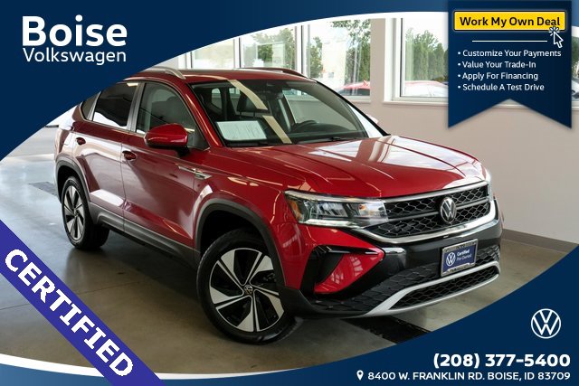 Certified 2024 Volkswagen Taos SE w/ Panoramic Sunroof Package