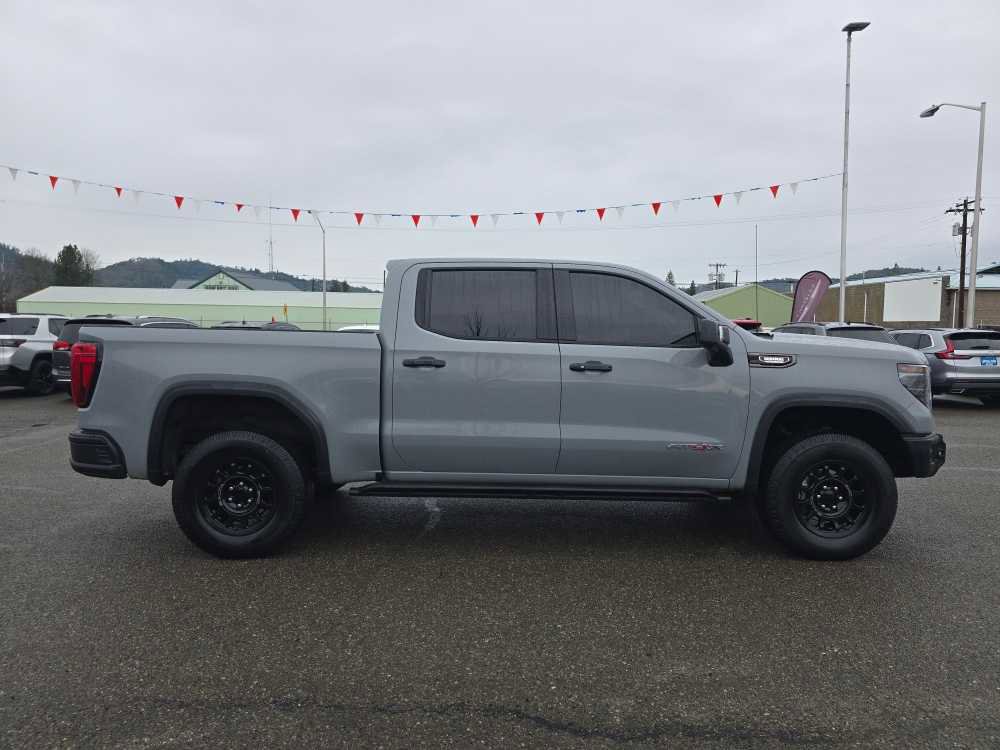 Used 2024 GMC Sierra 1500 AT4X w/ AT4X AEV Edition image 6