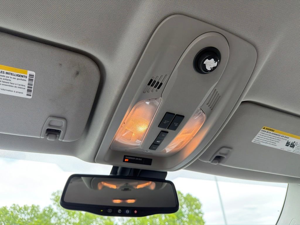 Used 2011 Chevrolet Equinox LTZ FWD image 13