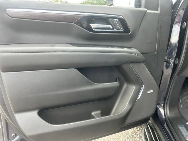 Used 2026 Chevrolet Tahoe LT w/ Comfort Package AWD/4WD image 11