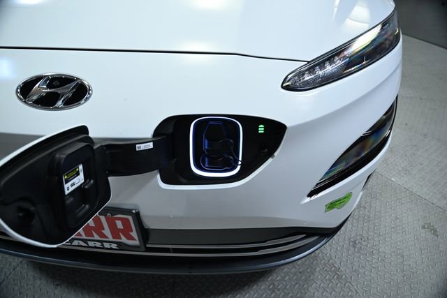 Used 2023 Hyundai Kona SE image 18