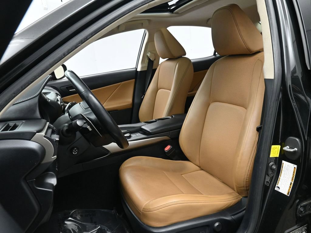 Used 2019 Lexus IS 300 AWD w/ Navigation Package image 16