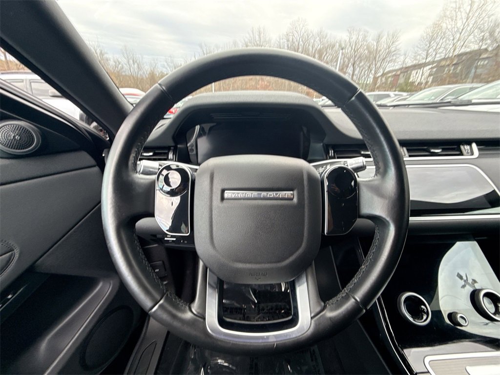 Used 2020 Land Rover Range Rover Evoque SE image 11