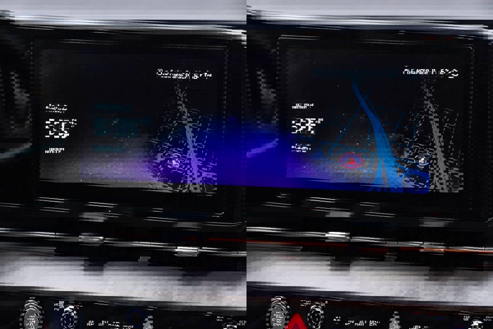 Used 2024 Kia Carnival EX image 17