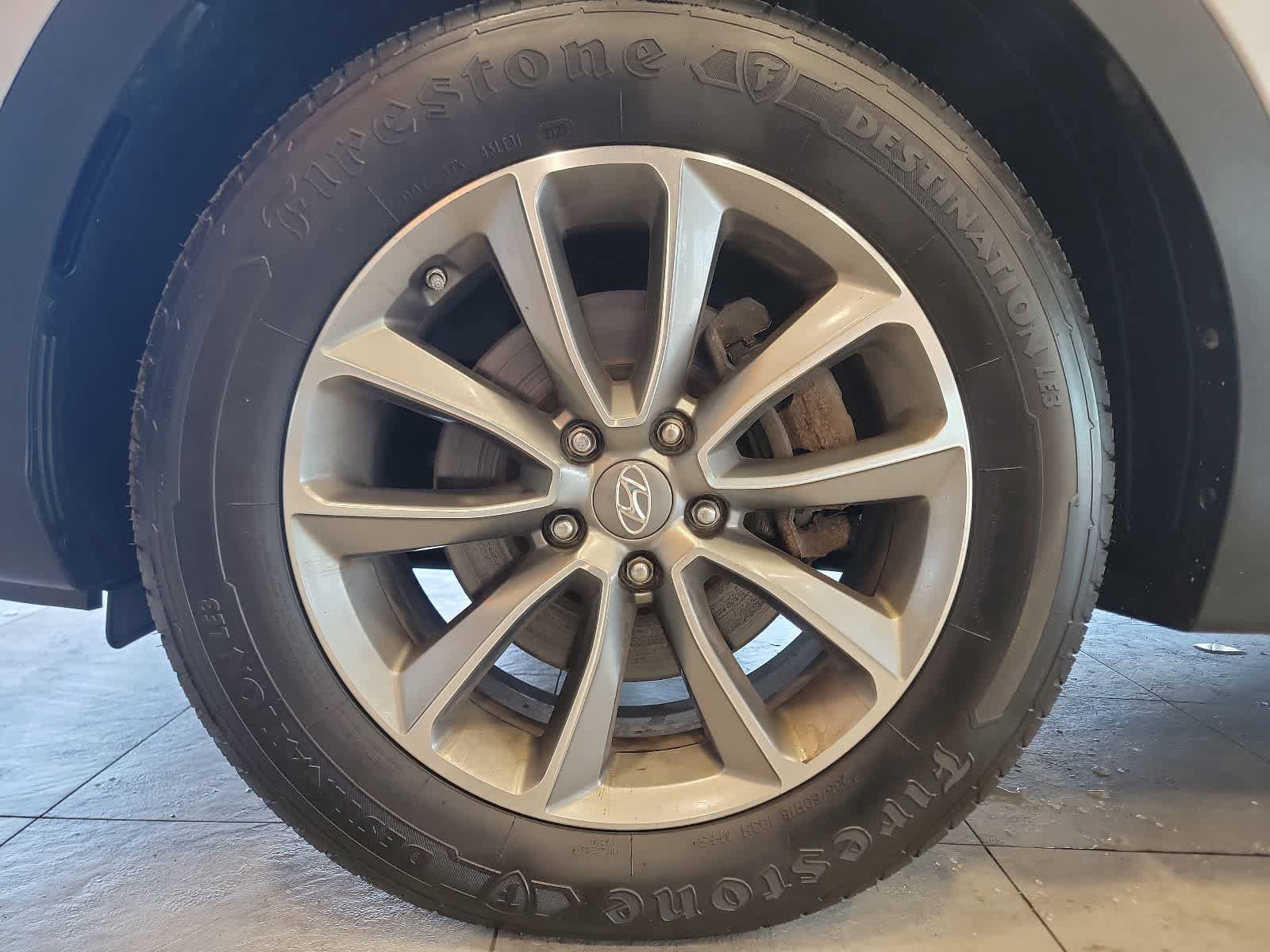 Used 2018 Hyundai Santa Fe SE w/ Cargo Package AWD/4WD image 9