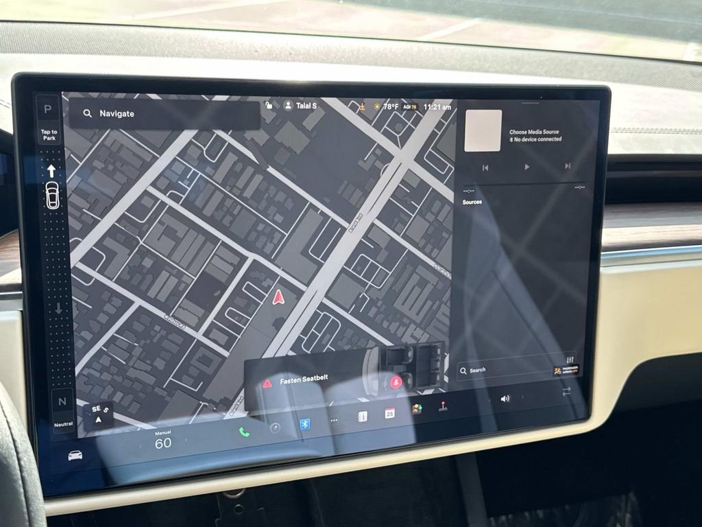 Used 2021 Tesla Model S Plaid image 22