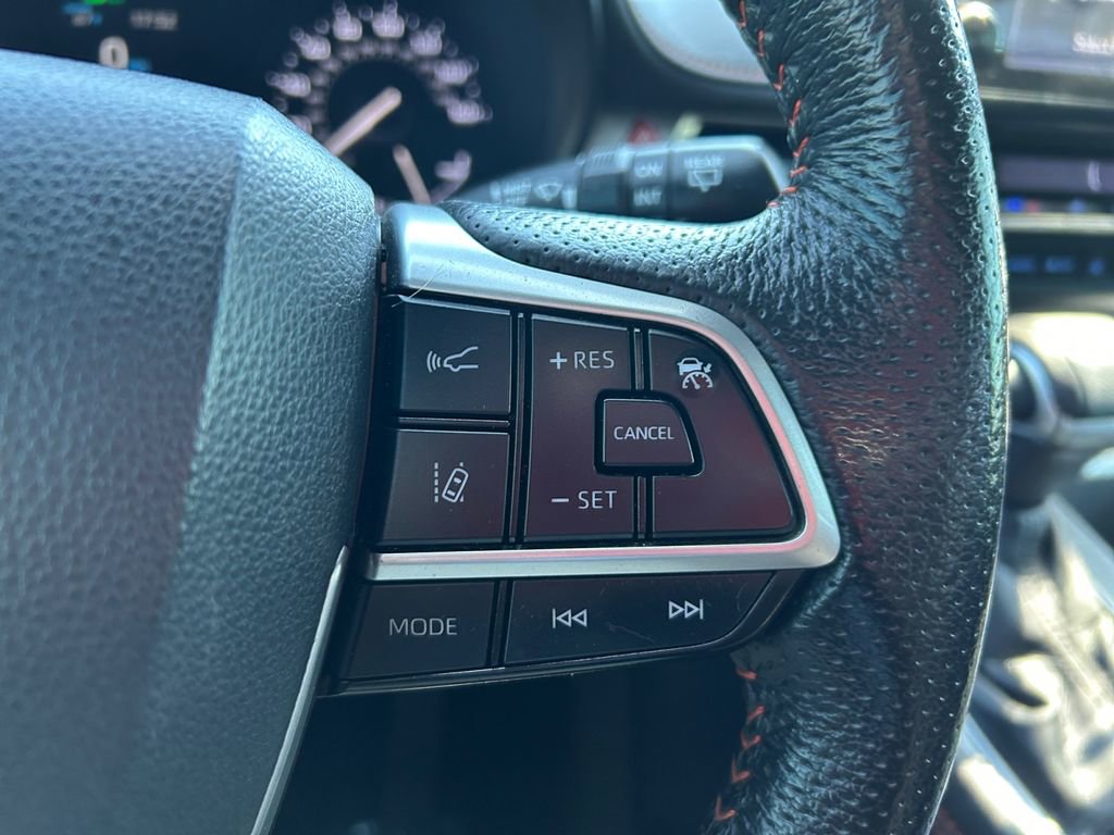 Used 2022 Toyota Sienna XSE w/ XSE Plus Package FWD image 22