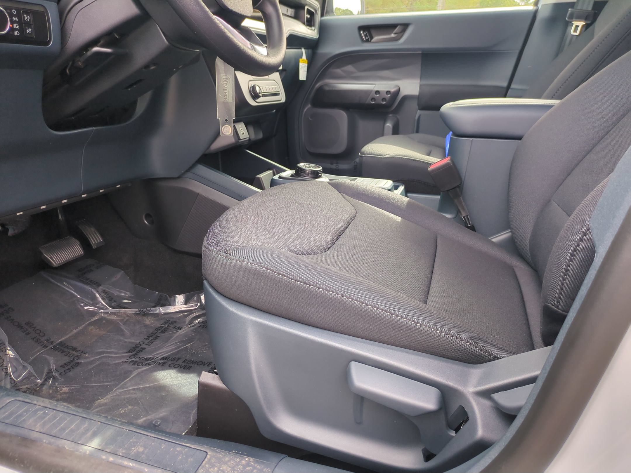 New 2026 Ford Maverick XL FWD image 13