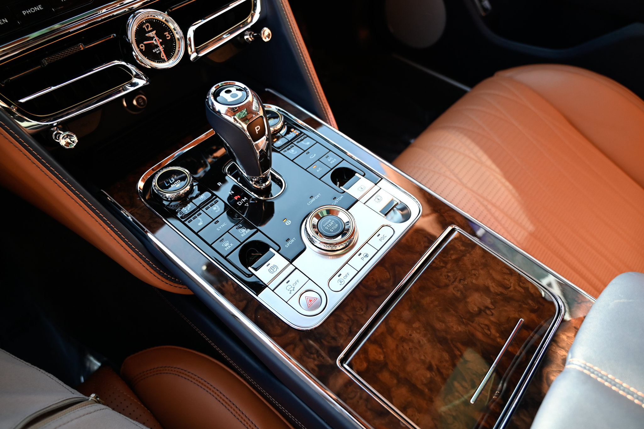 Used 2022 Bentley Flying Spur V8 AWD/4WD image 29
