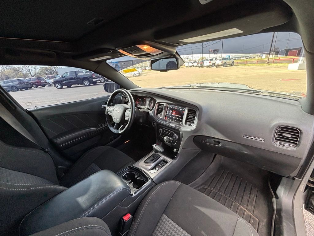 Used 2023 Dodge Charger R/T w/ Blacktop Package image 13