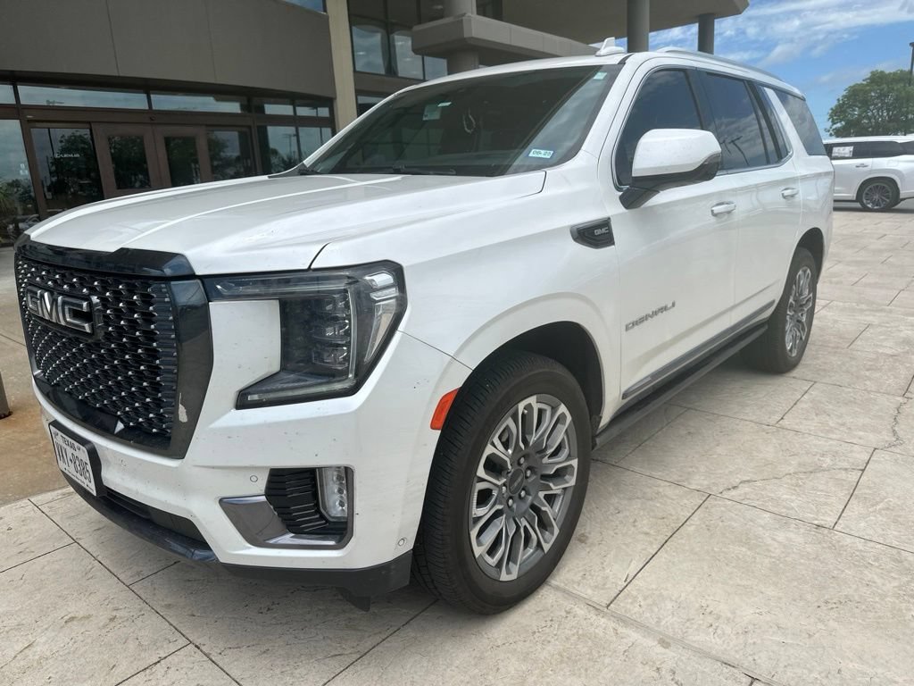 Used 2023 GMC Yukon Denali Ultimate AWD/4WD image 1