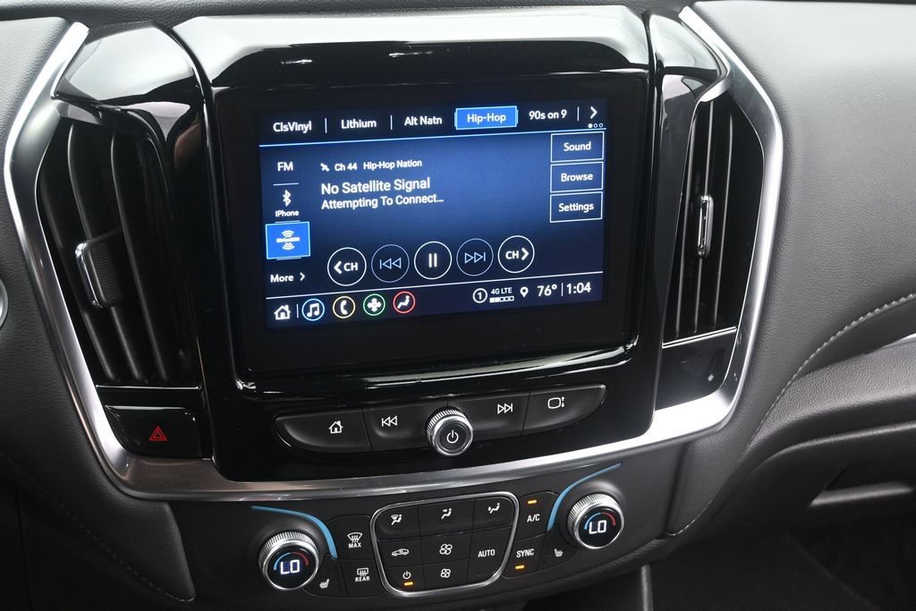 Used 2023 Chevrolet Traverse LT w/ Rear Camera Mirror Package AWD/4WD image 26