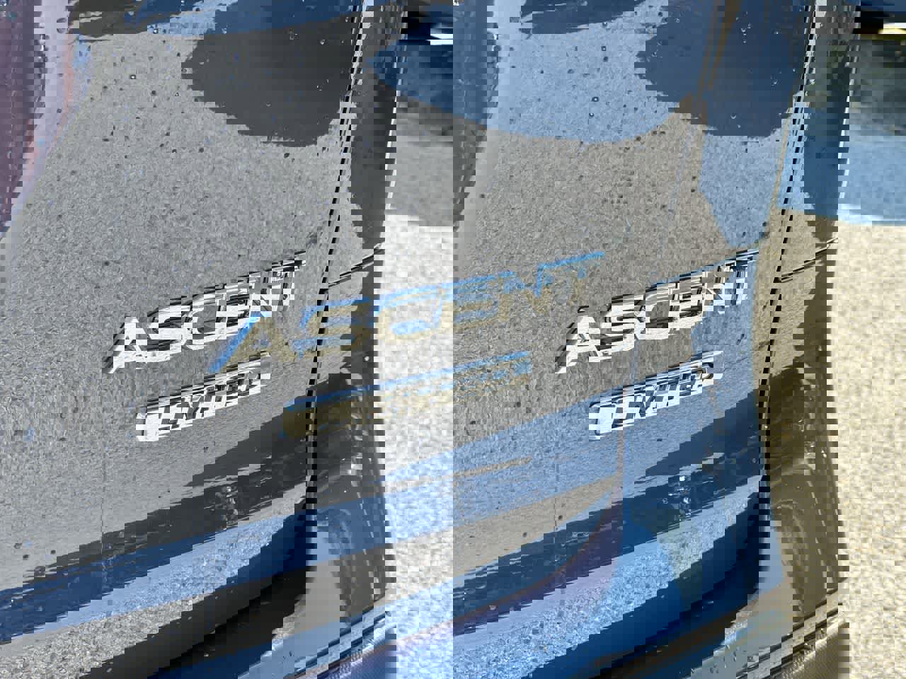 New 2025 Subaru Ascent Limited image 18