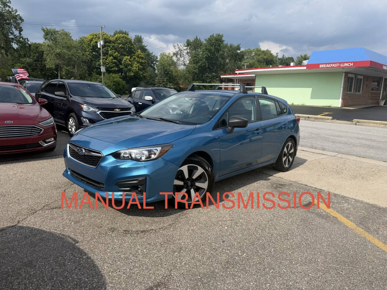 Used 2017 Subaru Impreza 2.0i AWD/4WD image 2