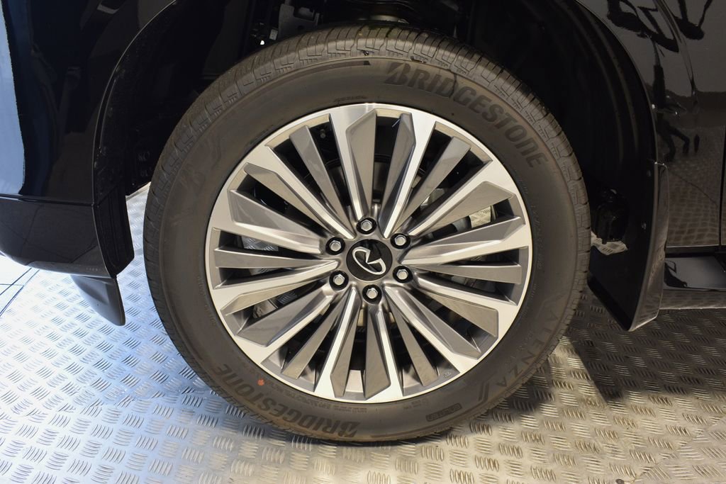 New 2026 INFINITI QX80 Luxe w/ Cargo Package image 30