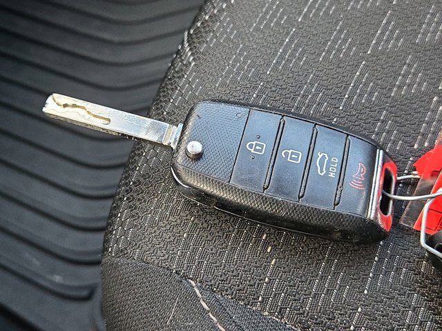 Used 2019 Kia Rio S image 41