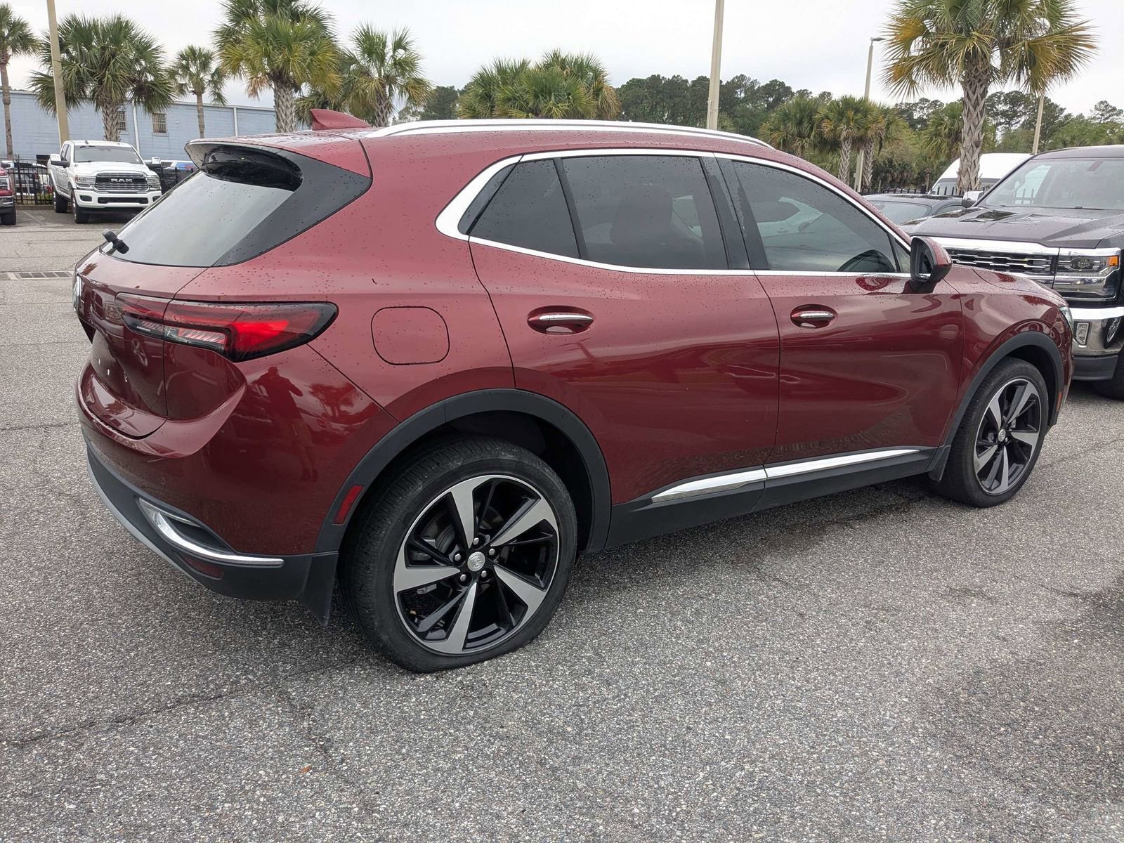 Used 2021 Buick Envision Essence w/ Technology Package I image 4