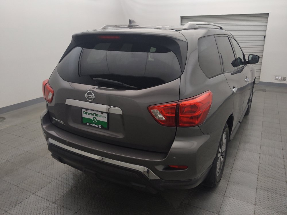 Used 2019 Nissan Pathfinder S FWD image 7