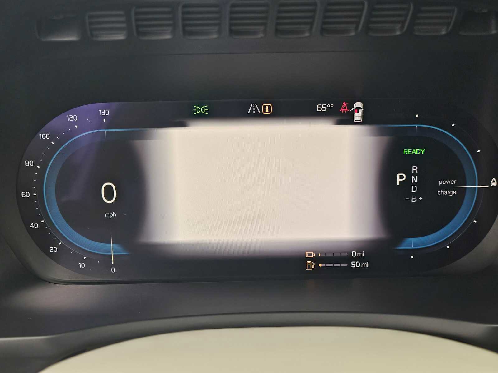 Used 2025 Volvo XC90 T8 Plus w/ Protection Package Premier image 27