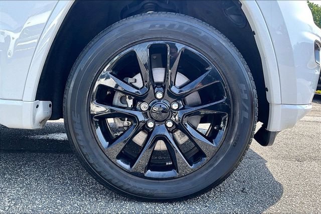 Used 2021 Jeep Grand Cherokee Laredo X AWD/4WD image 9