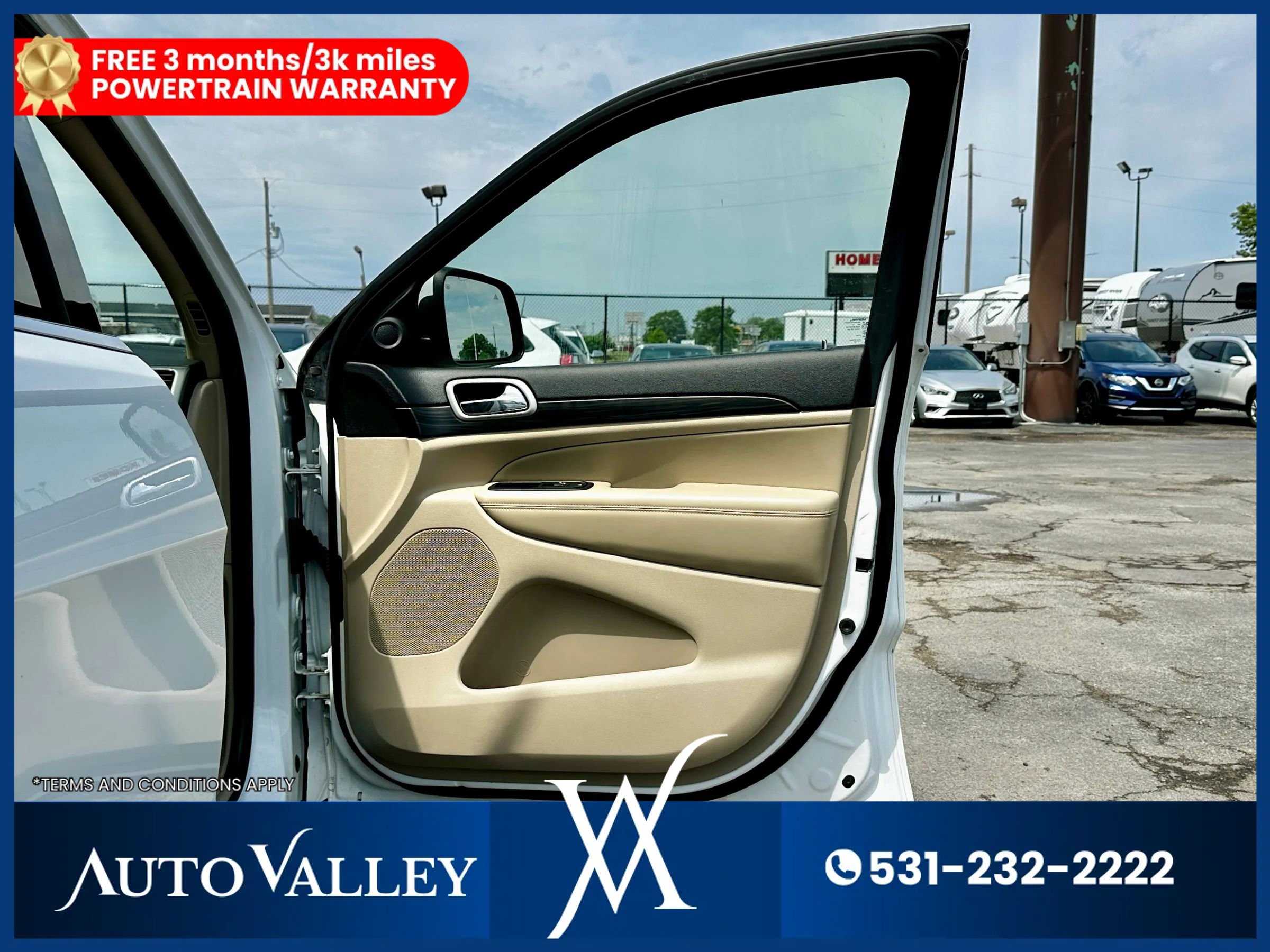 Used 2022 Jeep Grand Cherokee Laredo E image 16