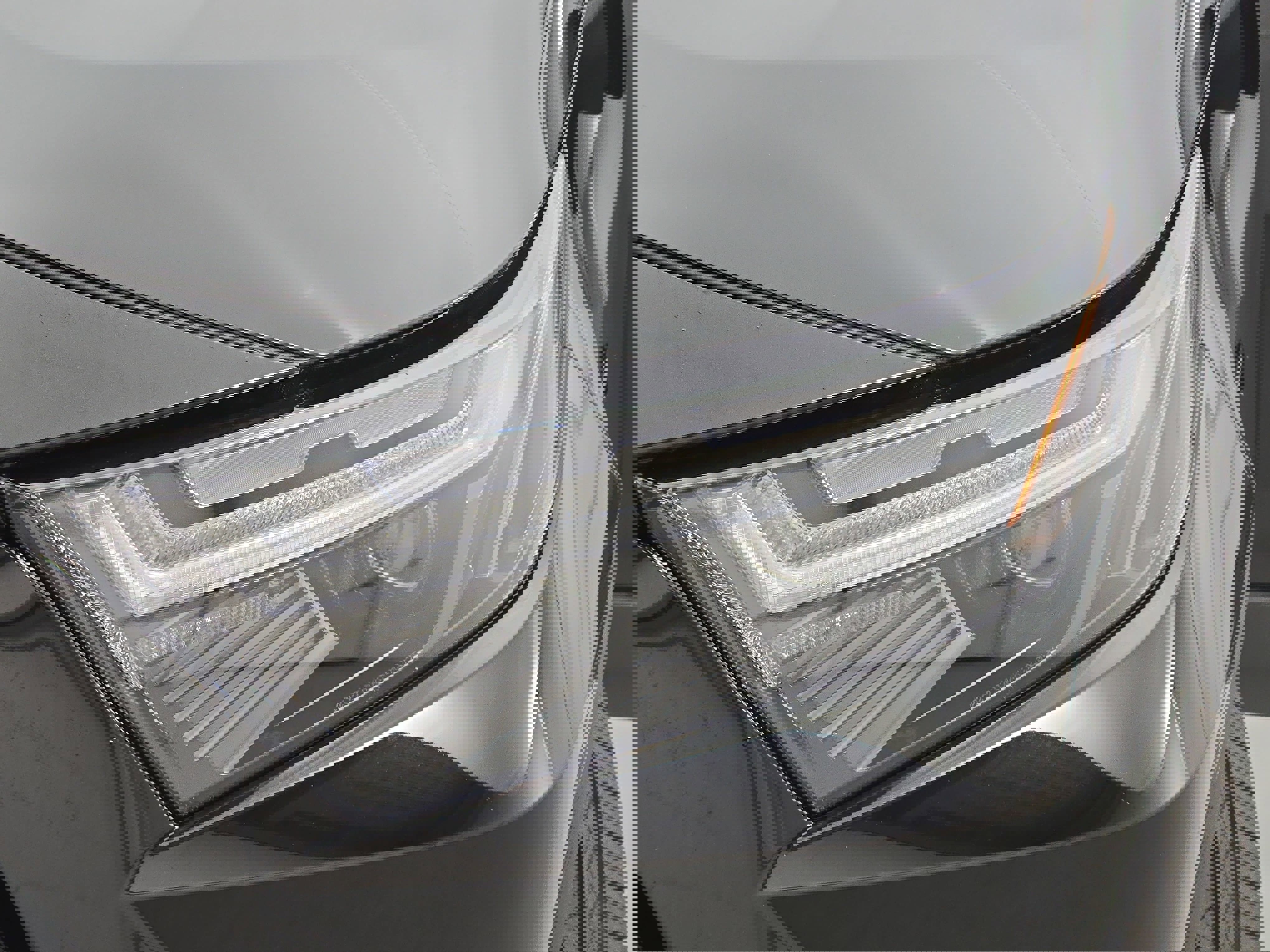 Used 2025 Toyota RAV4 Limited image 32