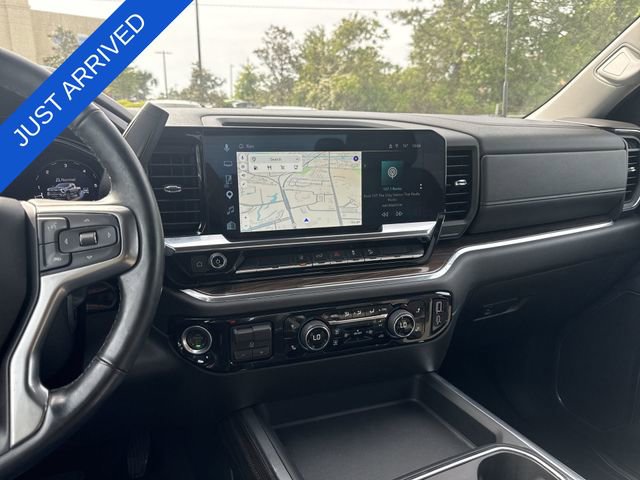 Used 2025 Chevrolet Silverado 2500 LT w/ Convenience Package AWD/4WD image 16