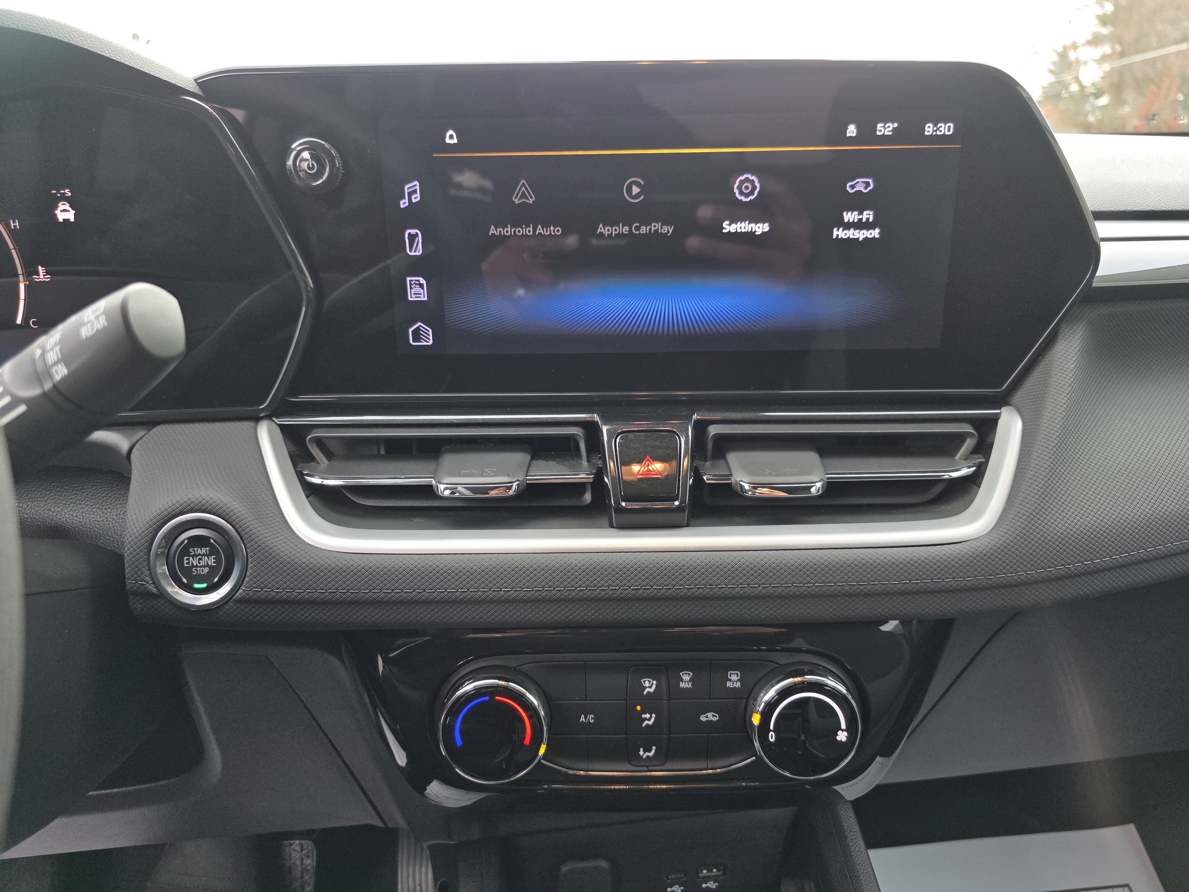 Used 2025 Chevrolet TrailBlazer LT image 17