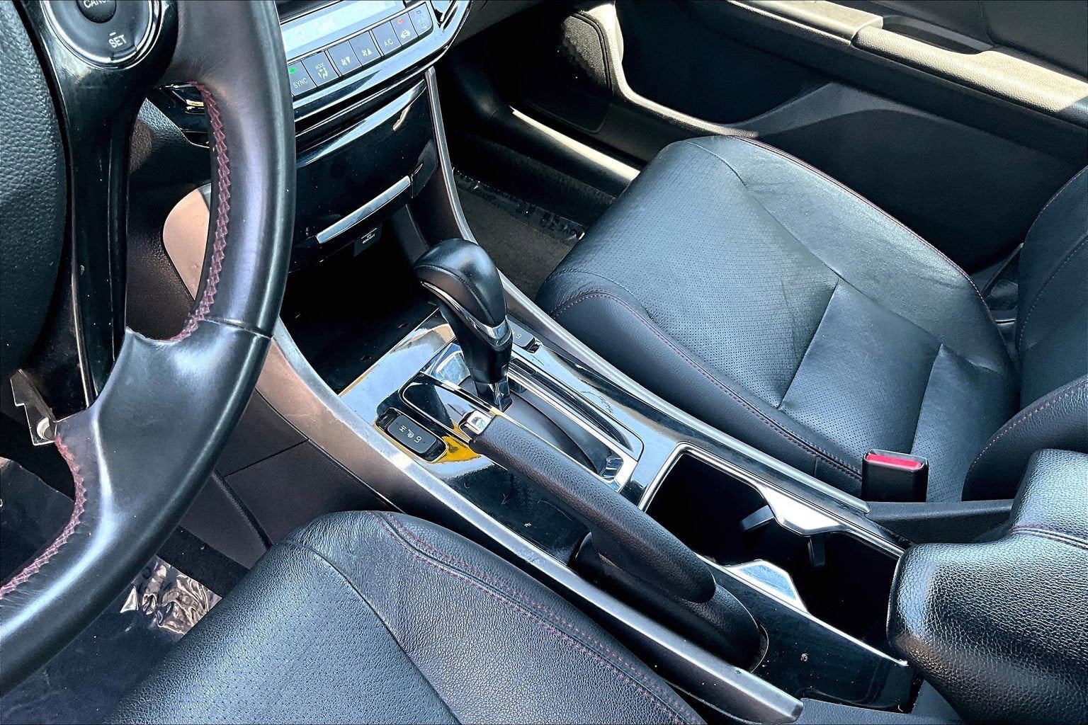 Used 2017 Honda Accord Sport Special Edition image 16