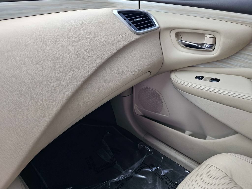 Used 2018 Nissan Murano Platinum w/ Cargo Package FWD image 28