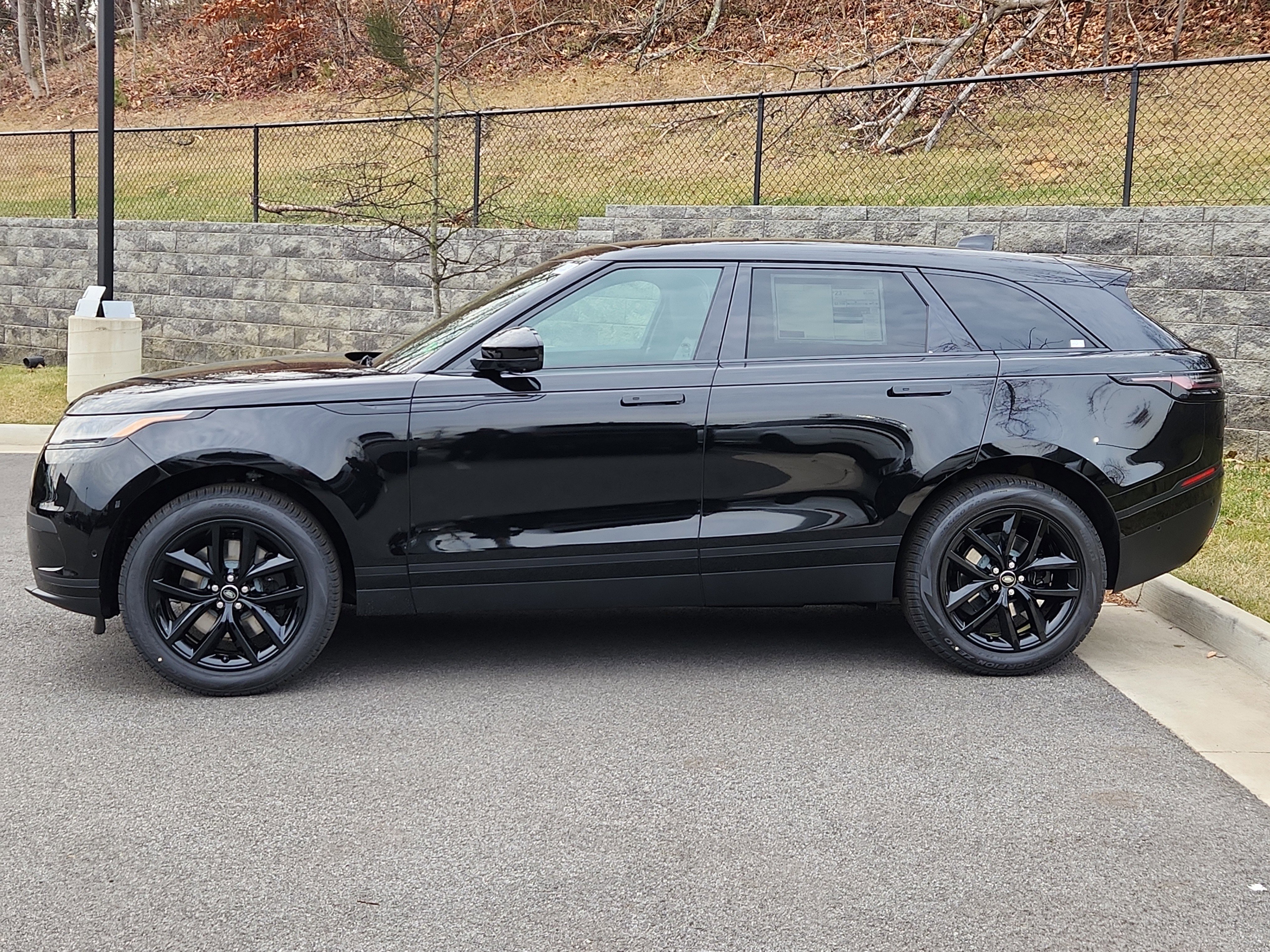 Used 2026 Land Rover Range Rover Velar S image 6