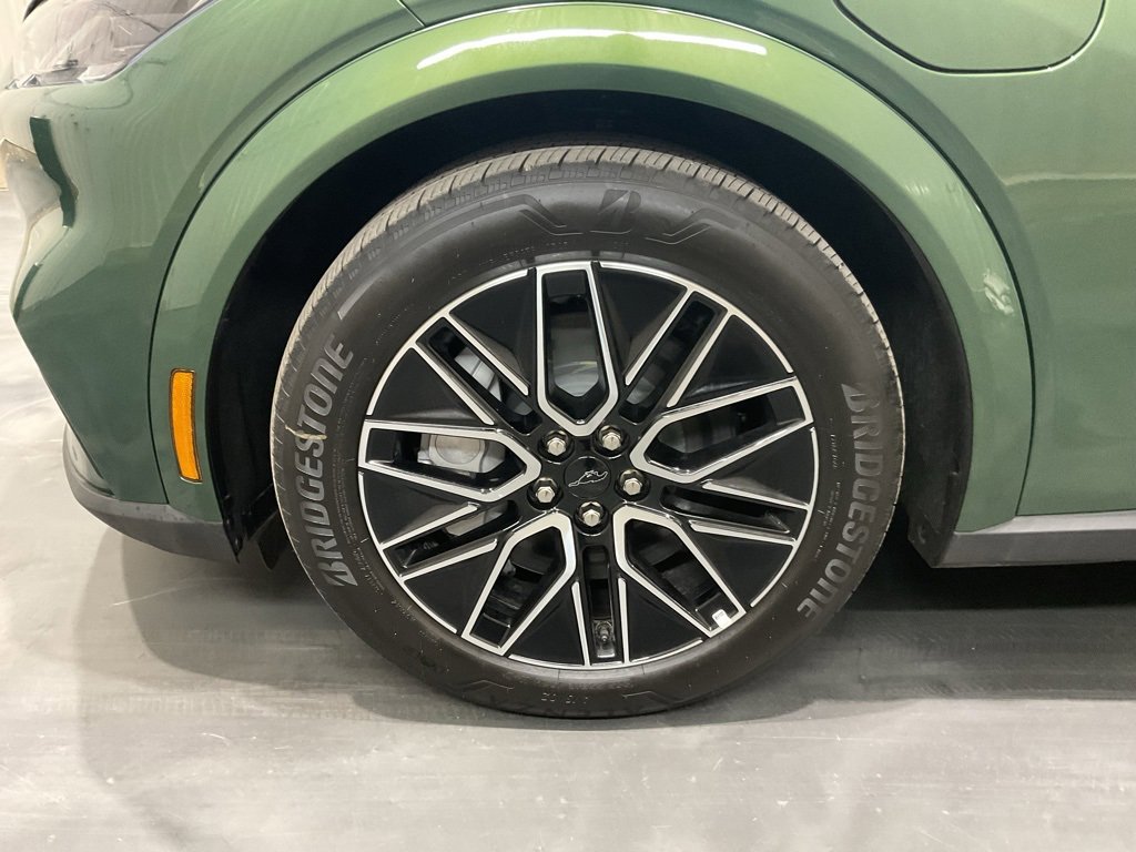 Used 2025 Ford Mustang Mach-E Premium image 6