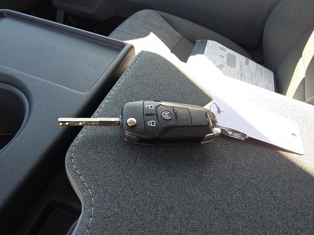 New 2026 Ford F350 XLT image 27