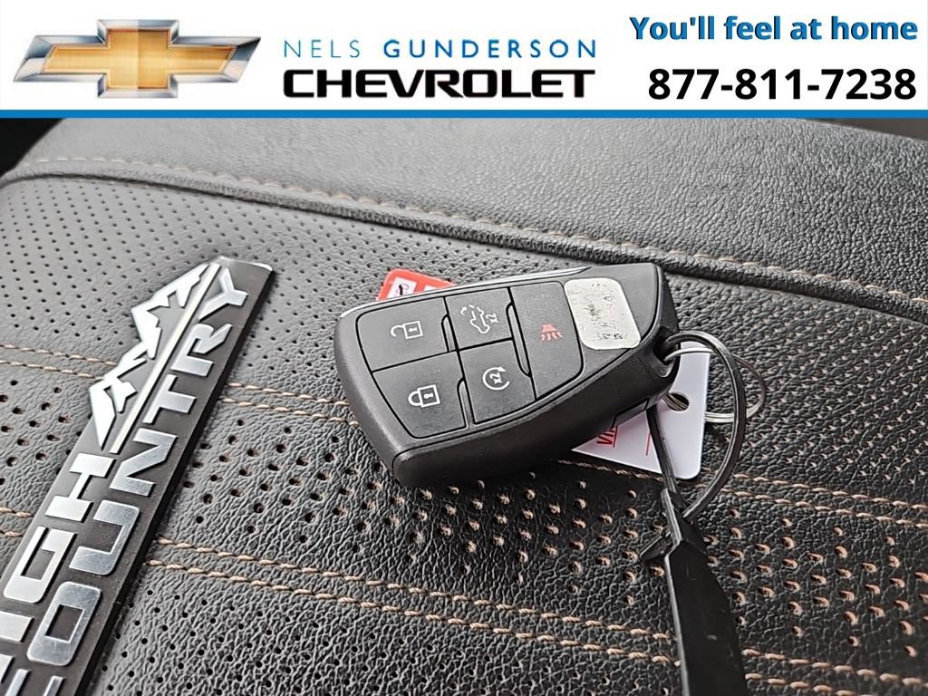 Used 2024 Chevrolet Silverado 3500 High Country w/ Z71 Off-Road Package AWD/4WD image 40