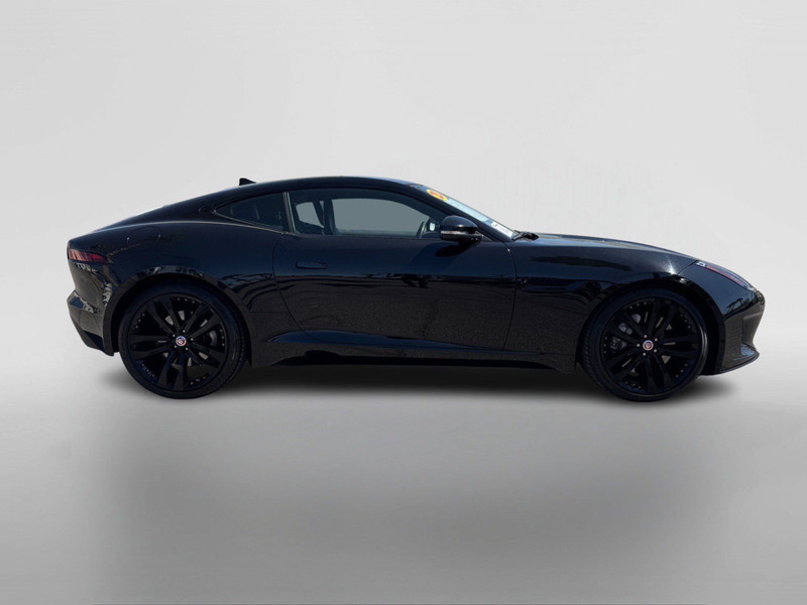 Used 2020 Jaguar F-TYPE Checkered Flag image 6