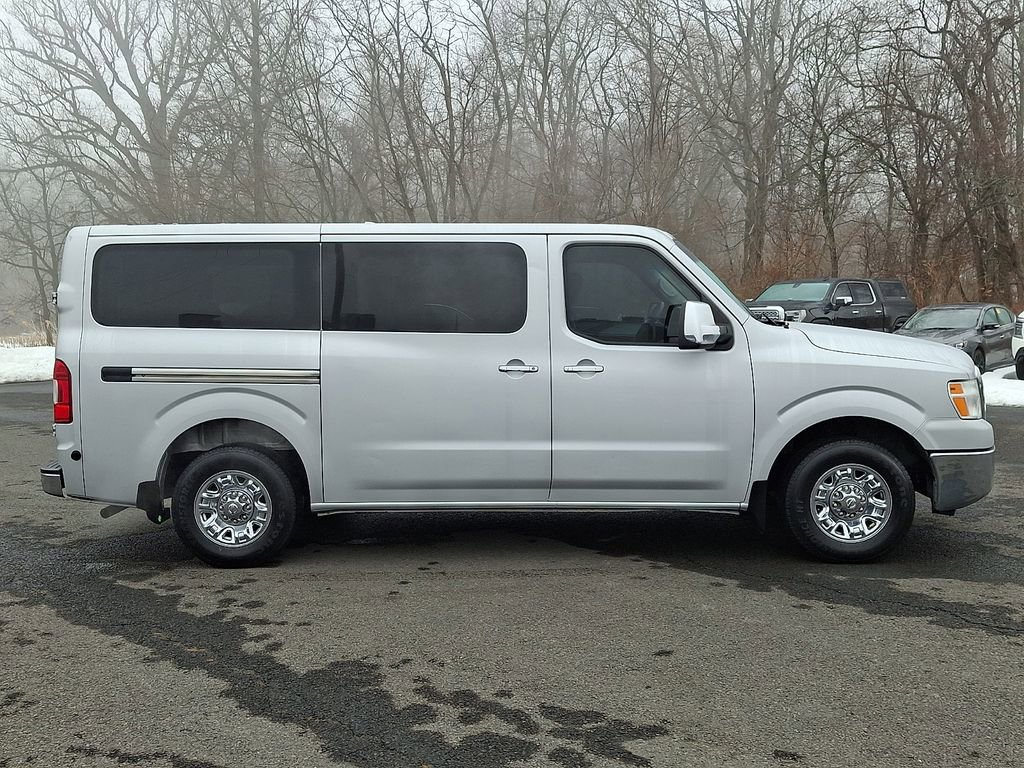 Used 2017 Nissan NV 3500 SV w/ SV Technology Package image 7