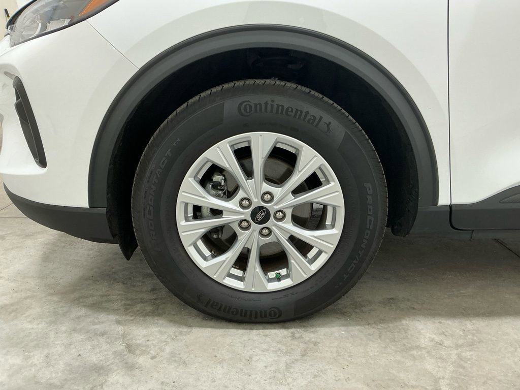 Used 2023 Ford Escape Active w/ Tech Pack #2 image 8