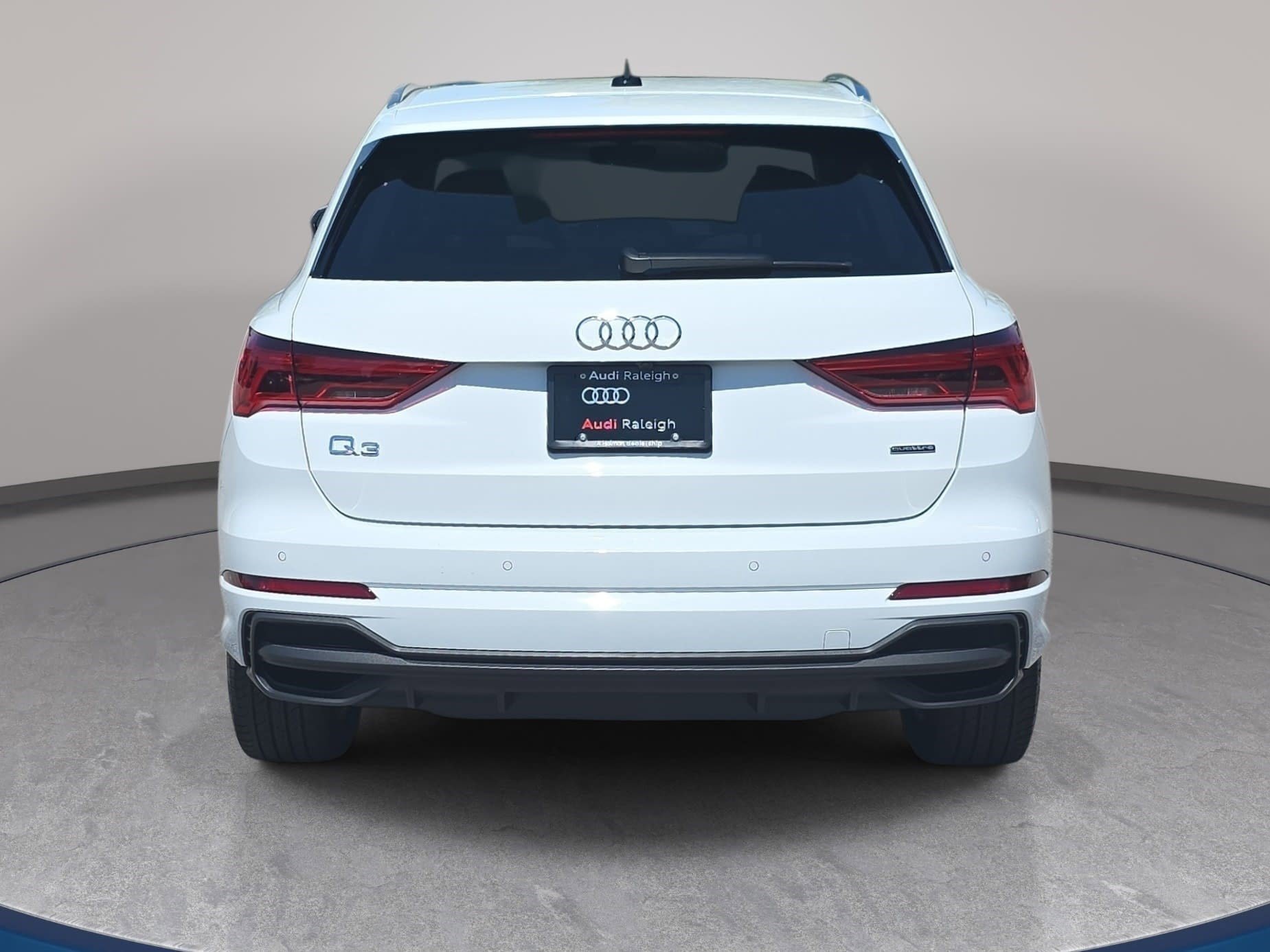 Used 2023 Audi Q3 2.0T Premium Plus w/ Premium Plus Package image 6