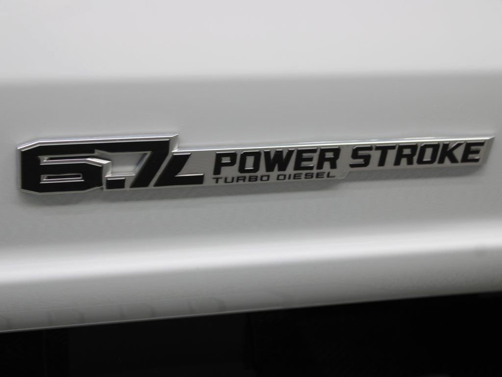 Used 2025 Ford F350 Lariat w/ Black Appearance Package image 60