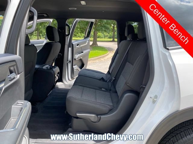 Used 2025 GMC Acadia Elevation FWD image 38