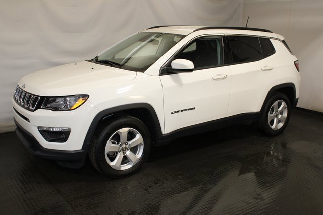 Used 2019 Jeep Compass Latitude image 2
