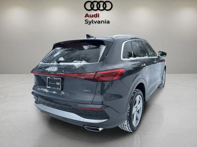 Certified 2025 Audi Q5 Premium Plus w/ Premium Plus image 8