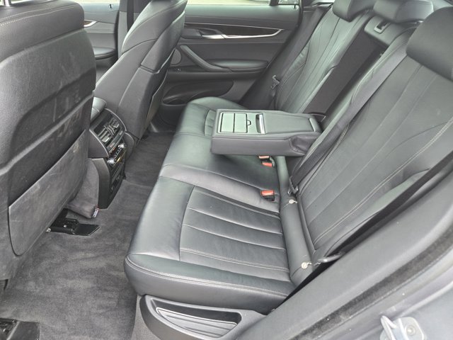 Used 2019 BMW X6 xDrive35i w/ M Sport Package image 18