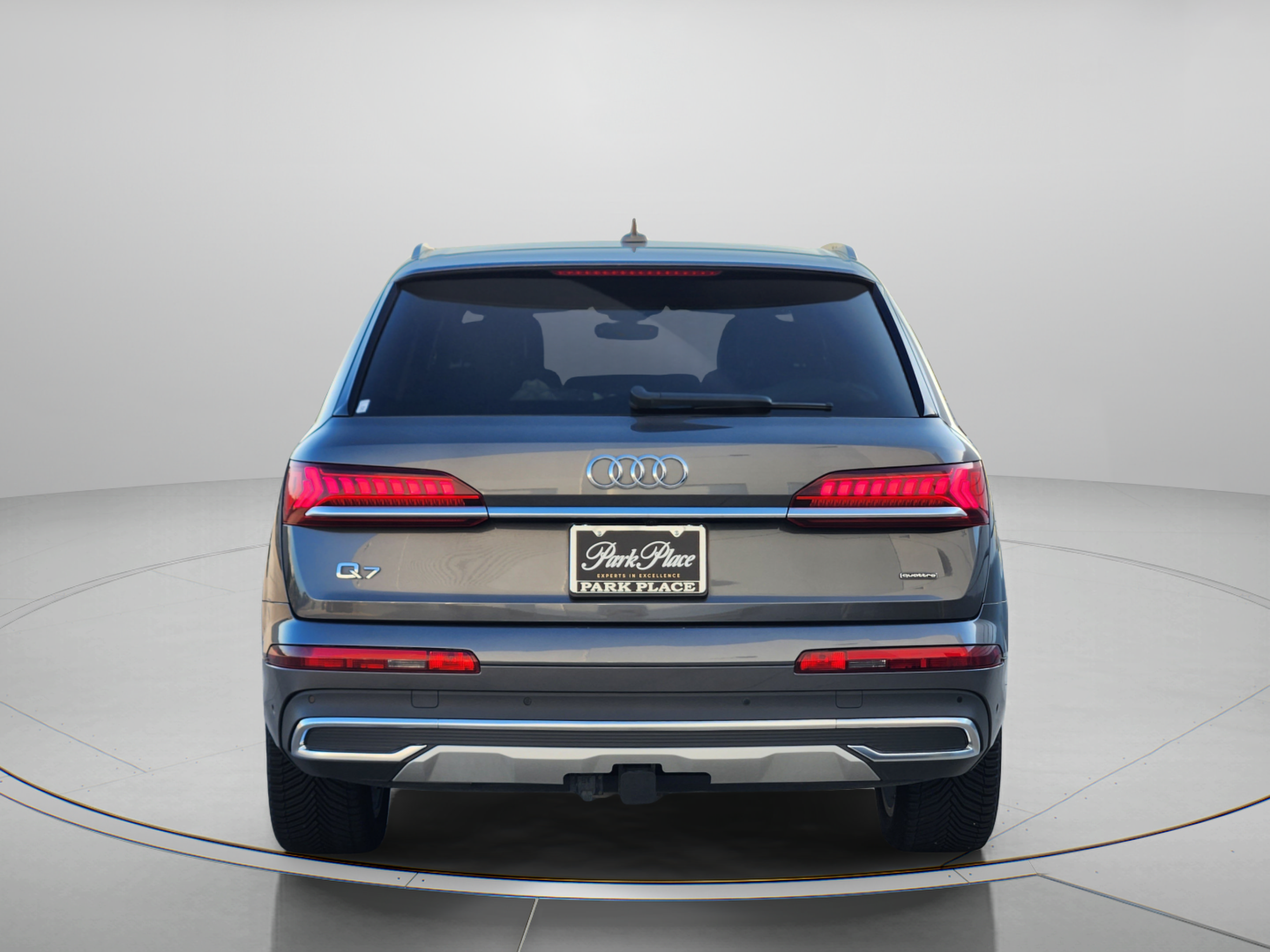 Used 2023 Audi Q7 3.0T Premium Plus w/ Premium Plus Package AWD/4WD image 4