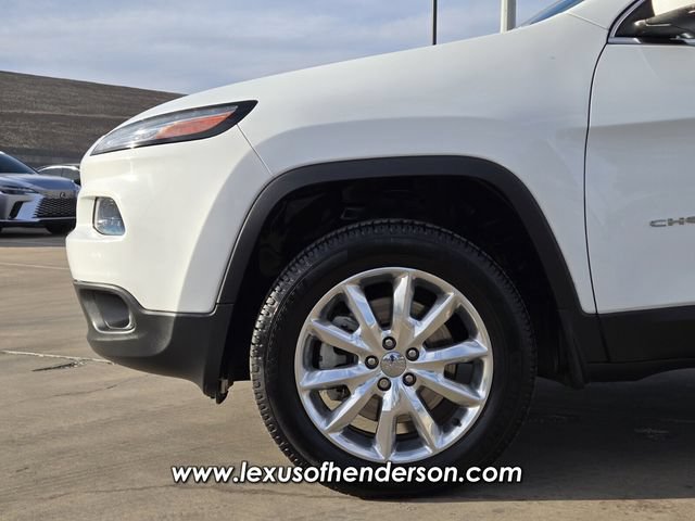 Used 2016 Jeep Cherokee Limited AWD/4WD image 9