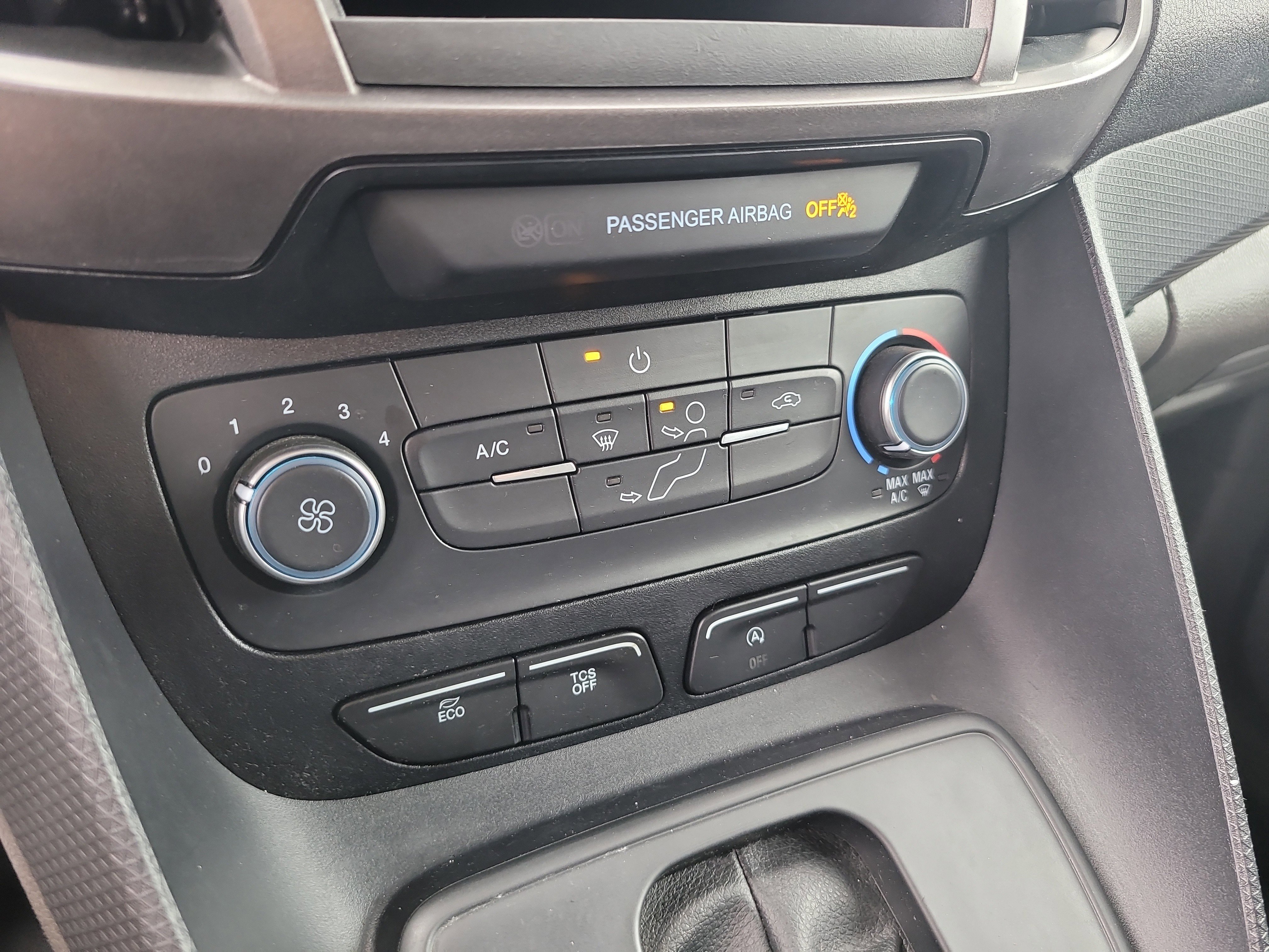 Used 2023 Ford Transit Connect XL image 21